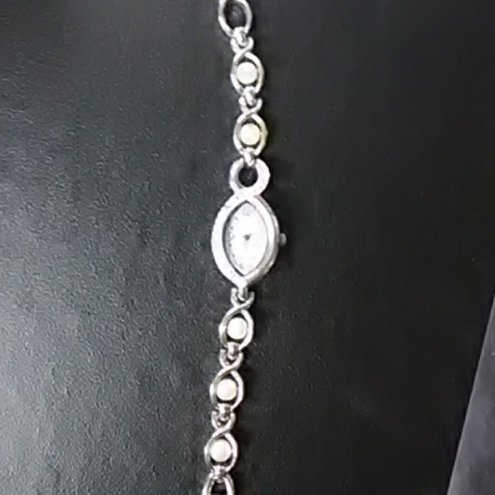 Watch - Picture 2 of 3